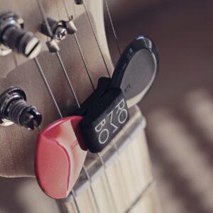 rombo guitar pick holder